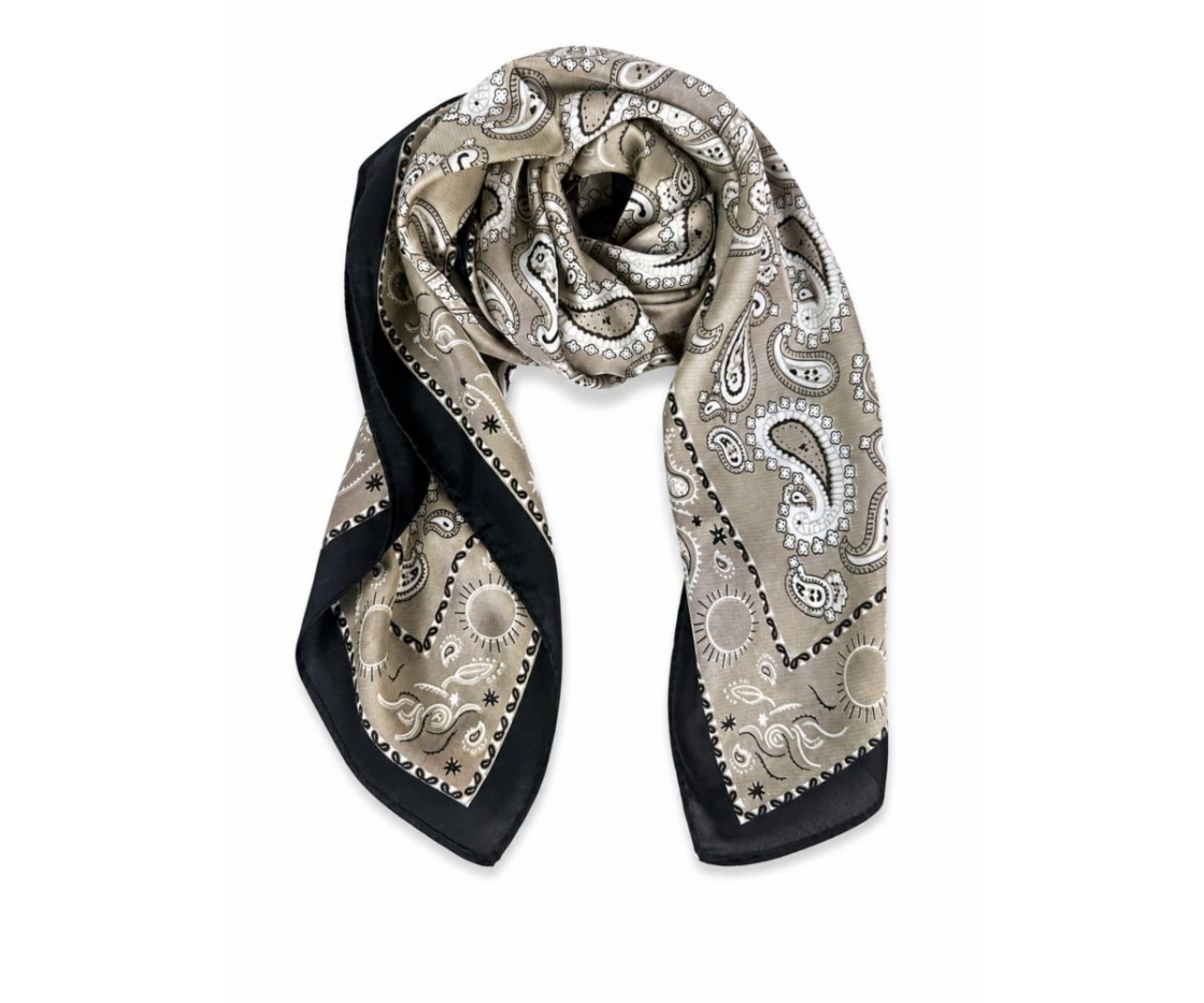 FOULARD CUELLO SEDA 70 X 70